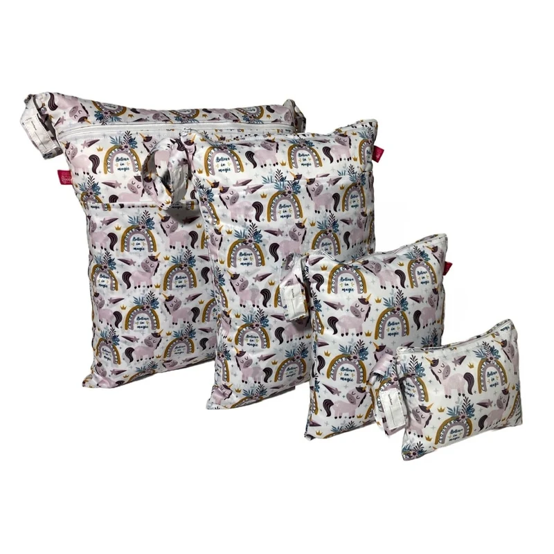 WETBAG SET „Einhorn“ - Vier Hygienetaschen in verschiedenen Größen für Kita & zu Hause
