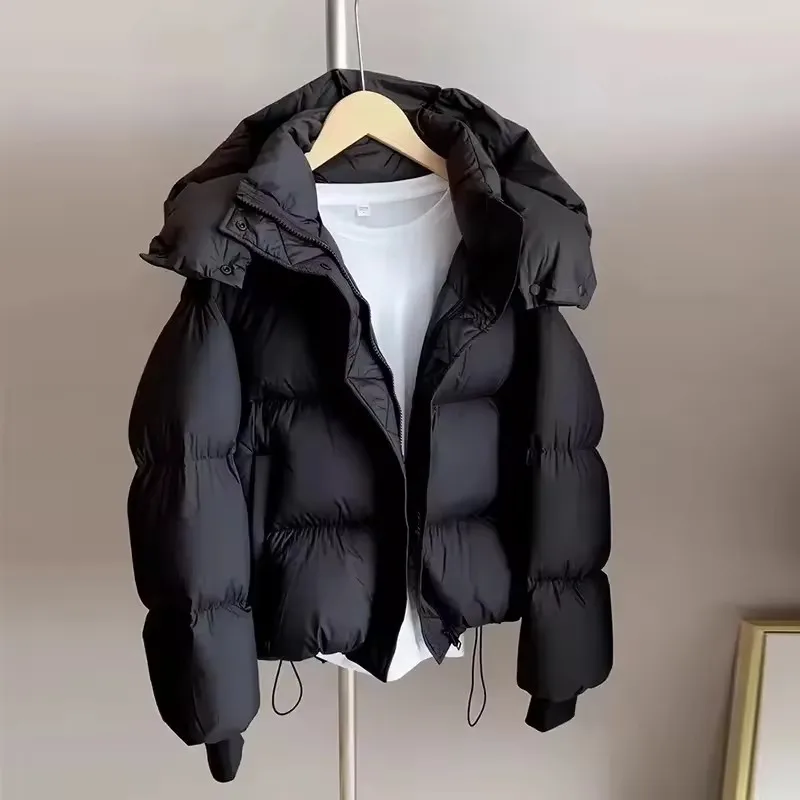 Damen Winterjacke mit Kapuze und Reißverschluss – Calyra