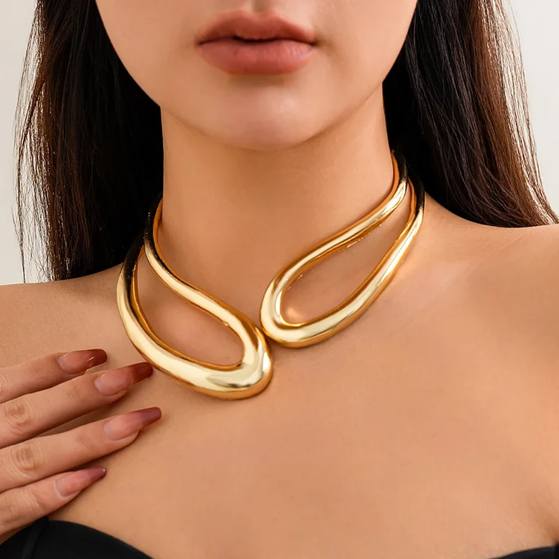 Noiréa Damen Halsreif mit Geometrischem Design