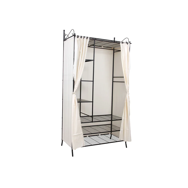 Garderobenschrank mit Vorhang