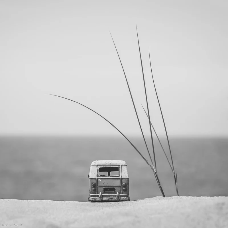 Retro Van Seaside