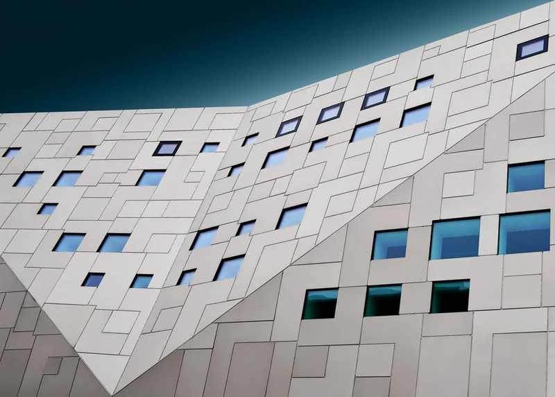 Modern Building Geometry