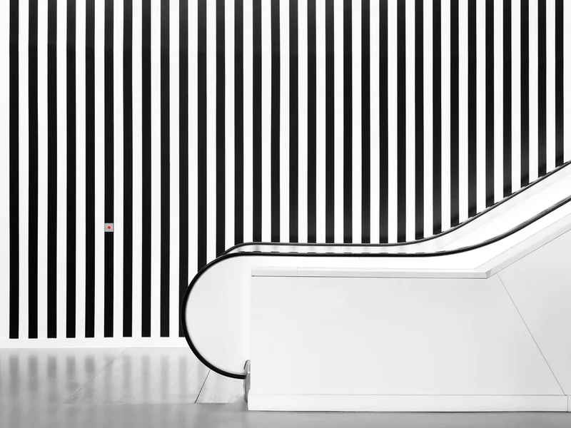 Vertical Stripes Escalator