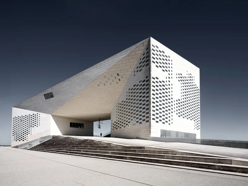 Striking Geometric Architecture