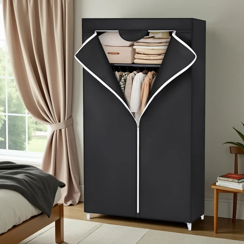 Stoffschrank mit Kleiderstange