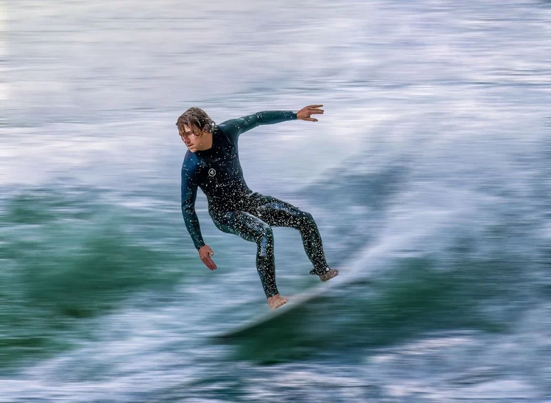 Dynamic Ocean Surfing