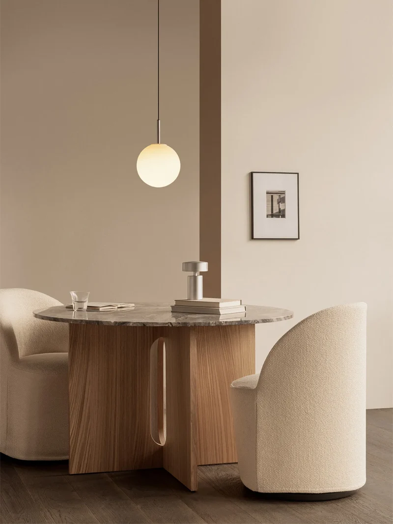 Audo Copenhagen, Androgyne Tisch, rund