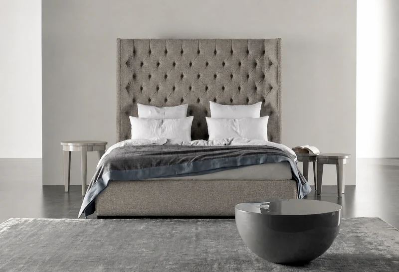 MERIDIANI Bett Turman 200 x 225 - Ausstellungsmodell