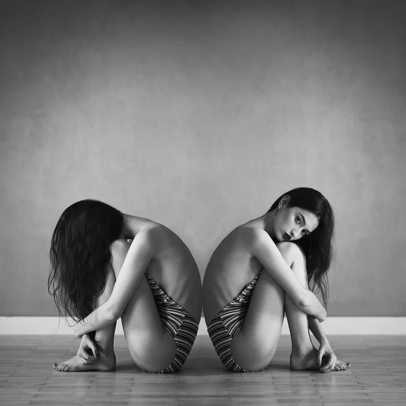 Pensive Seated Figures