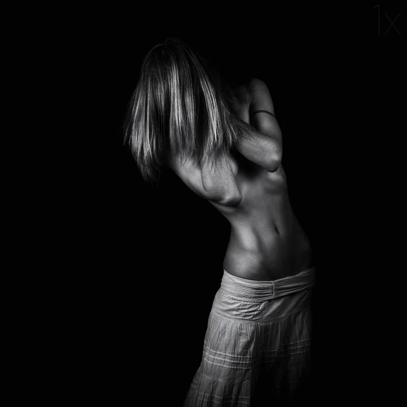 Shadowed Feminine Grace