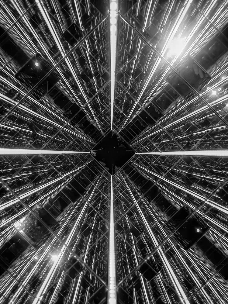 Infinite Mirrored Tunnel