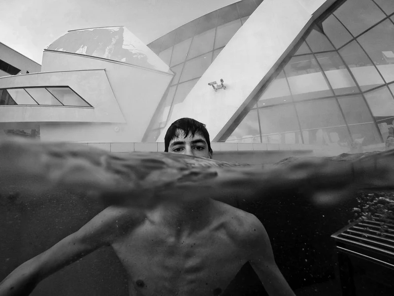 Split Level Pool Gaze