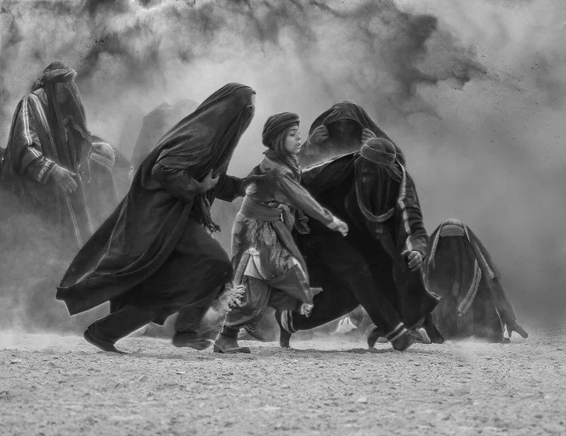 Veiled Desert Travelers