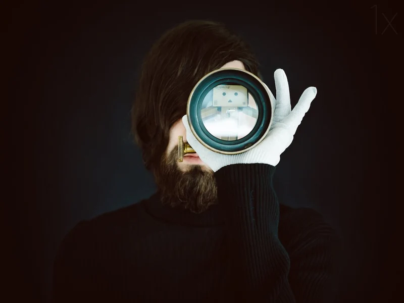 Cardboard Figure Observation