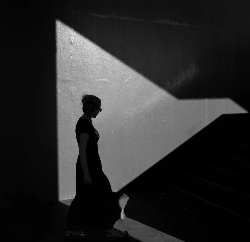 Geometric Shadow Walk