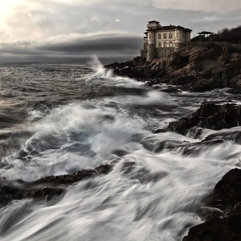 Dramatic Coastal Mansion