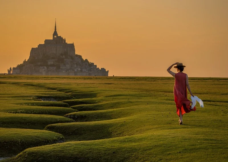 Woman at Golden Mont Saint-Michel
