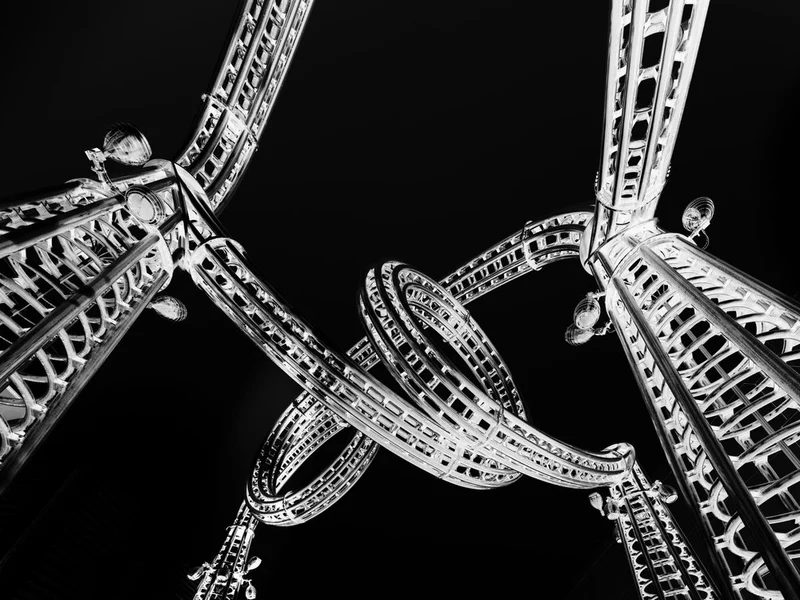 Intertwined Metal Forms