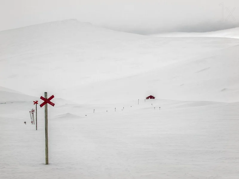 Red Cabin Snow Trail