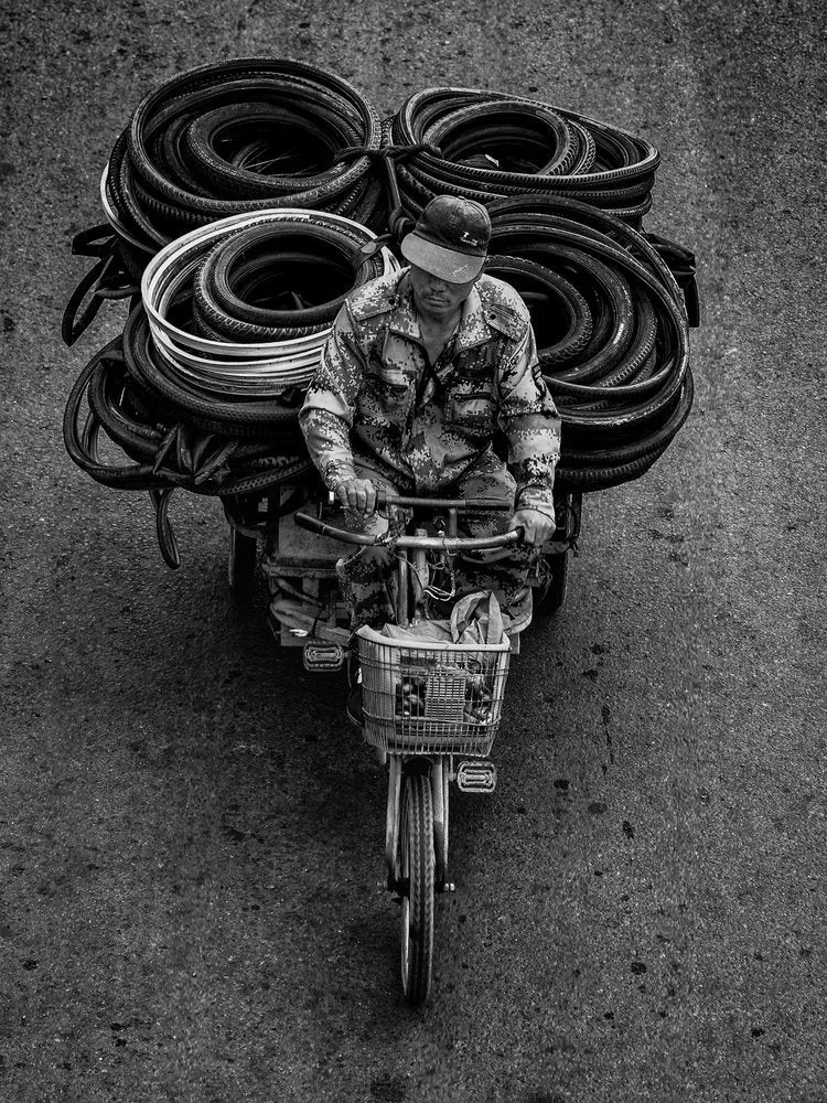 Urban Tire Cyclist