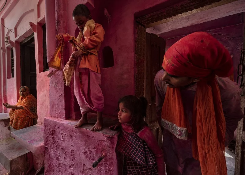 Vibrant Indian Life Scene