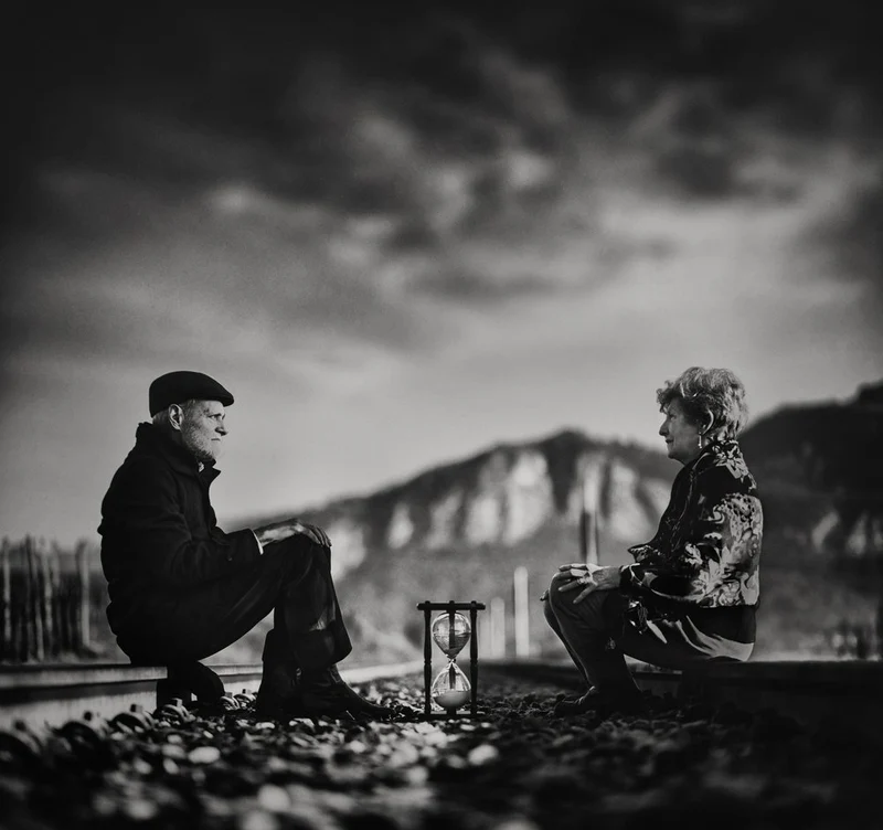 Old Couple Waiting Time