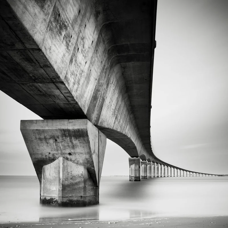 Minimalist Bridge Design