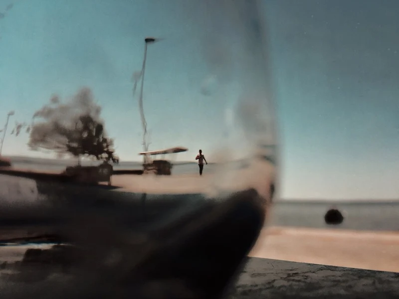 Serene Beach Runner