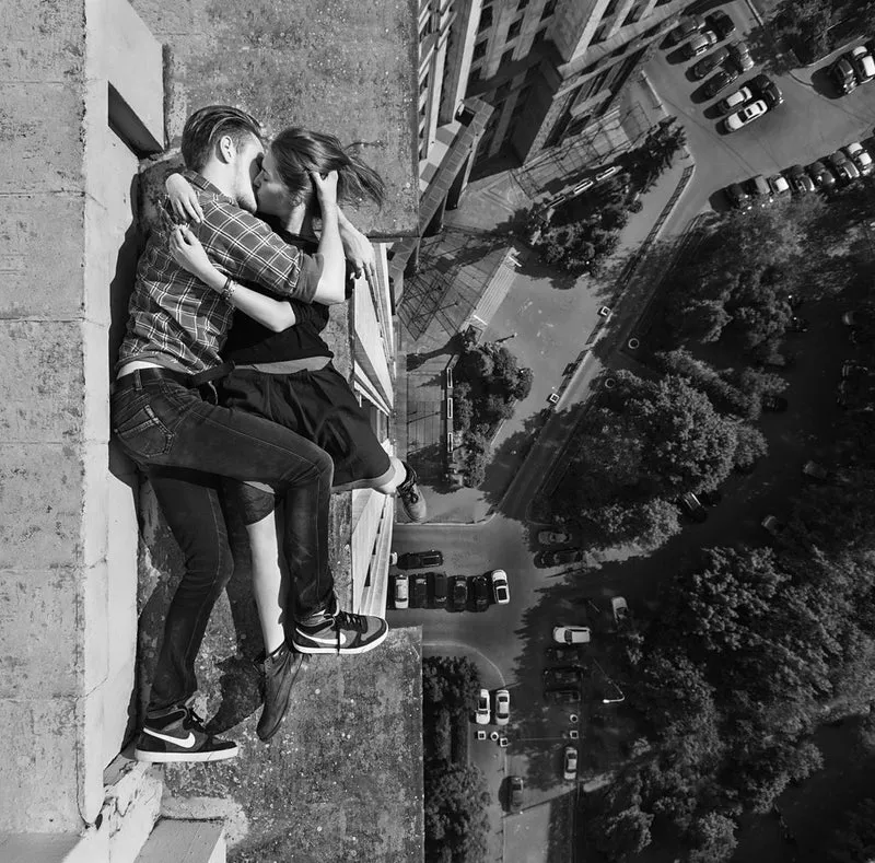 Rooftop Love Kiss