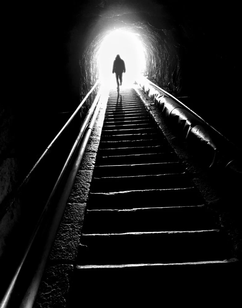 Dark Tunnel Ascent
