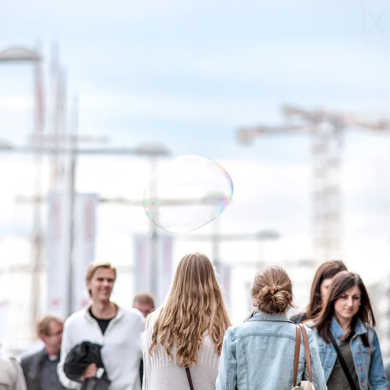 Street Life Bubble
