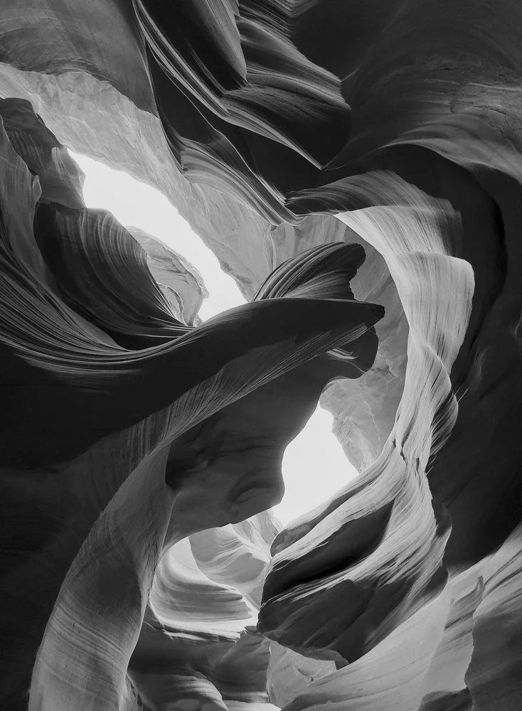Flowing Canyon Light