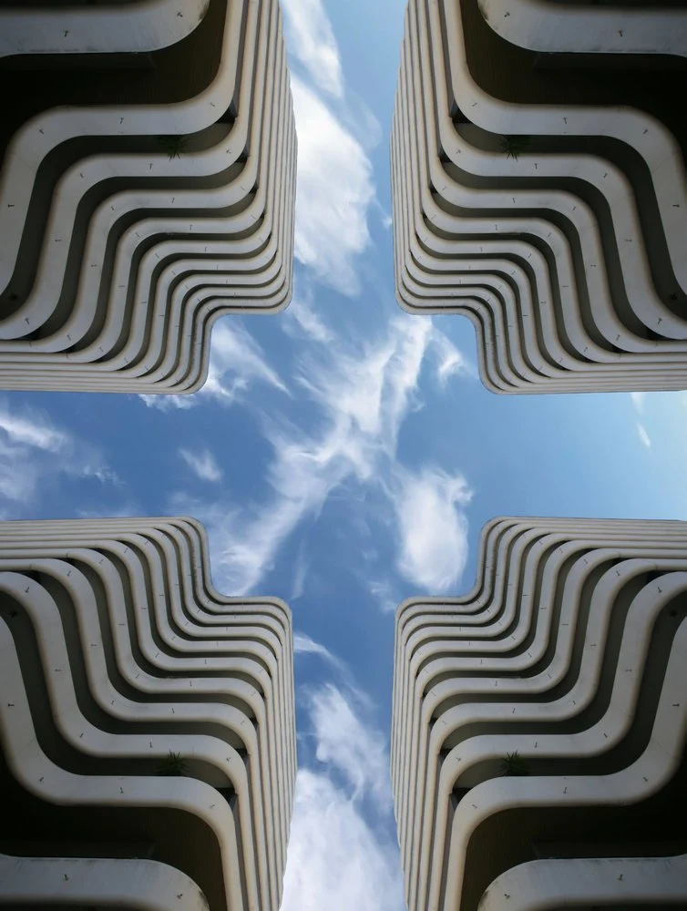Modern Architectural Curves