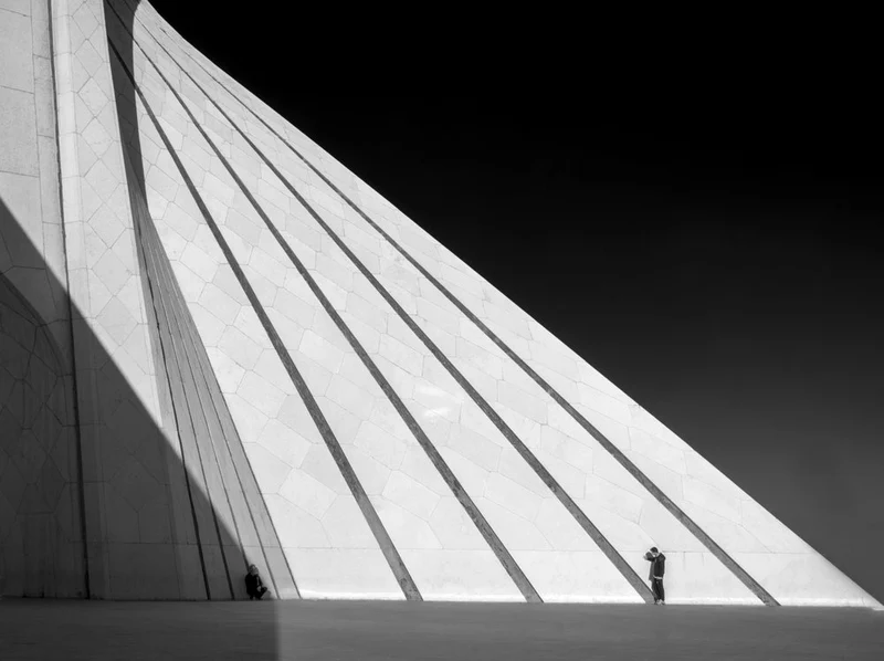 Modern Geometric Shadows