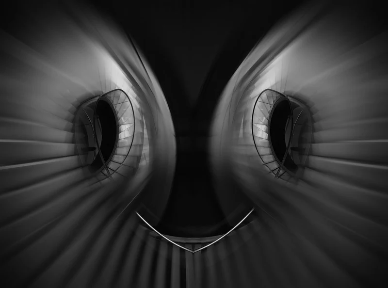 Dark Geometric Illusion