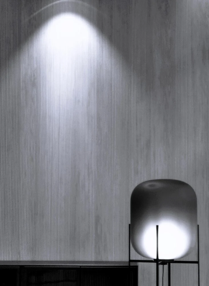 Sleek Lamp Serenity