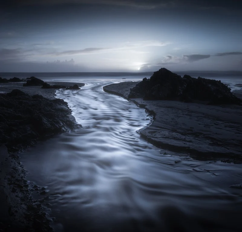 Flowing Ocean Twilight