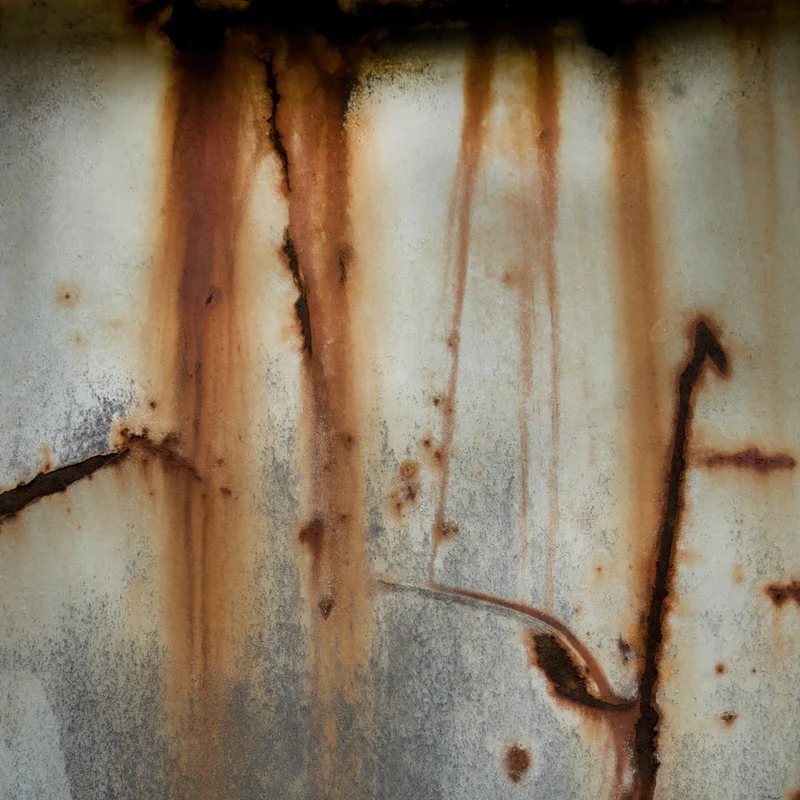 Grungy Rust Streaks