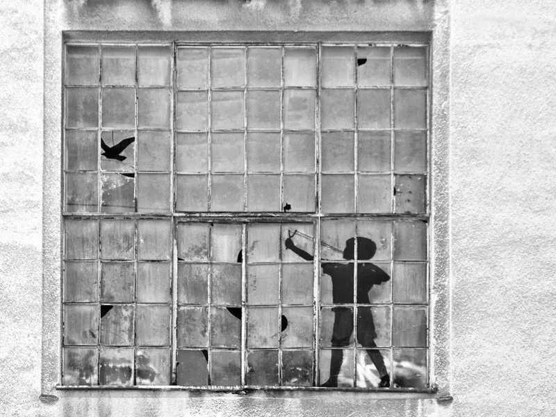 Broken Window Slingshot