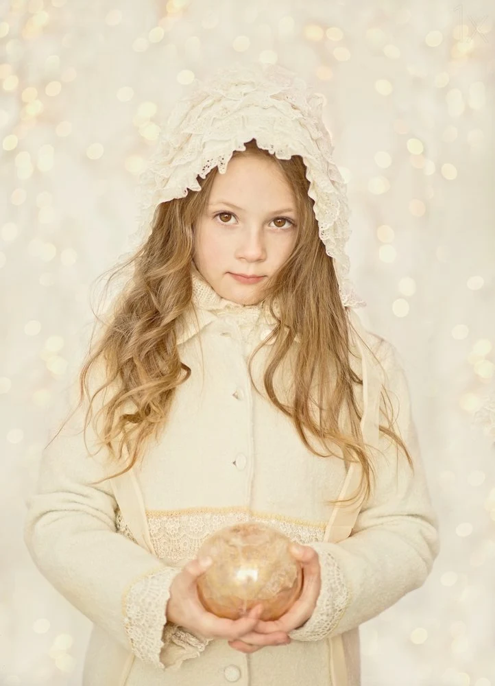Dreamy Child Golden Orb