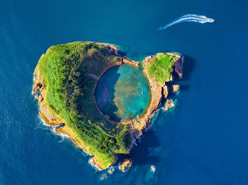 Tropical Island Lagoon