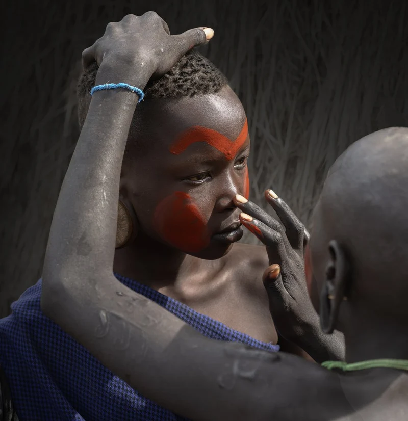 African Face Painting