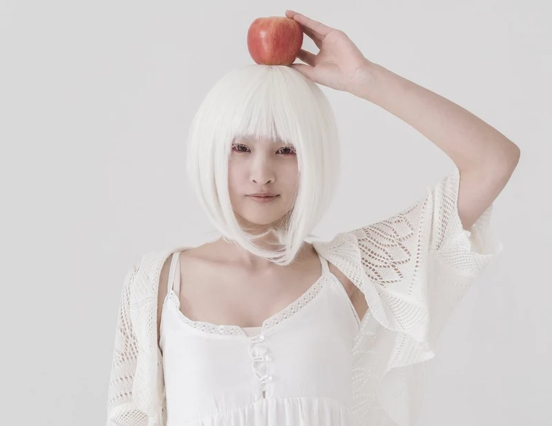 White Hair Red Apple