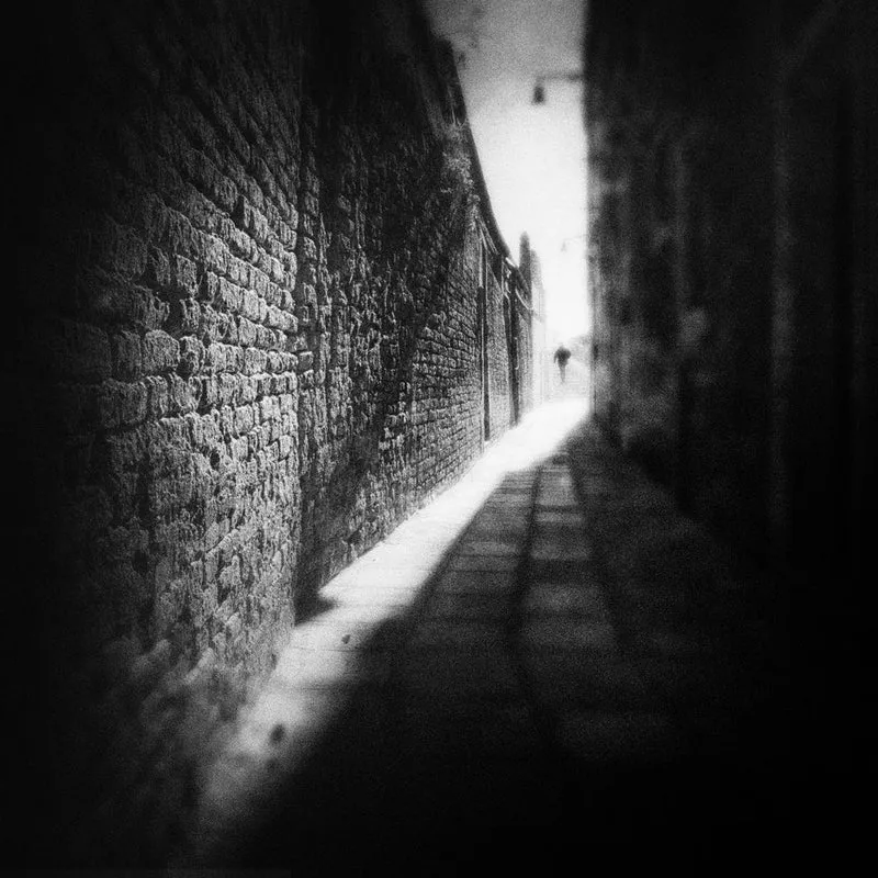 Mysterious Alley Light