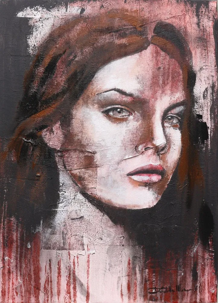 Dramatic Textured Gaze