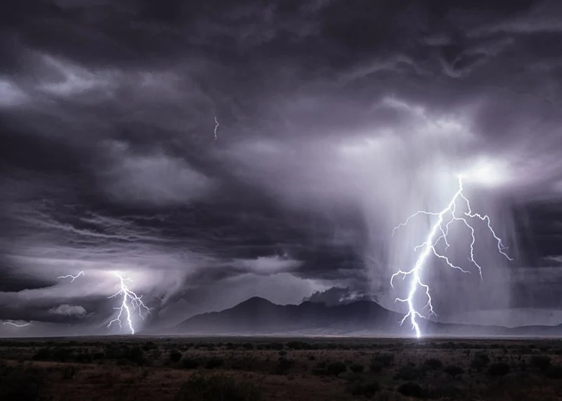 Dramatic Lightning Storm