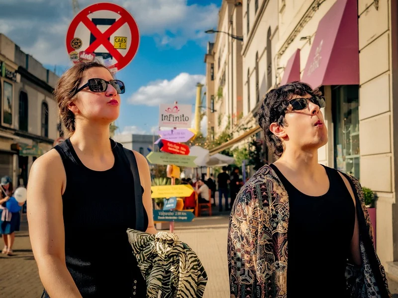 Urban Summer Gaze