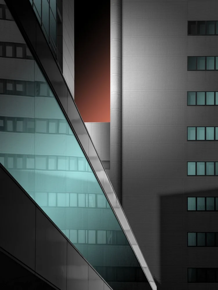 Geometric Urban Reflection