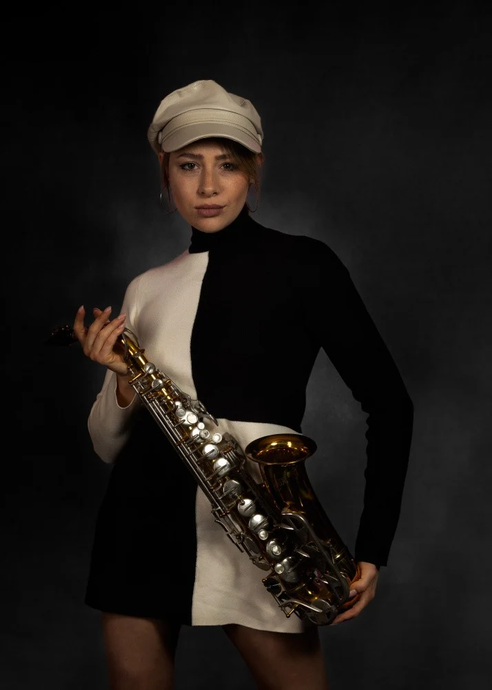 Sax player