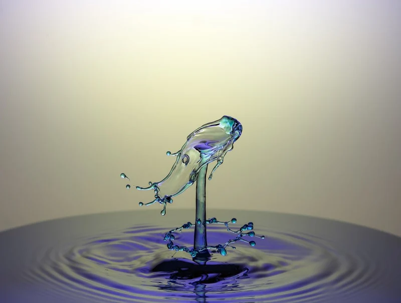 Vibrant Liquid Collision